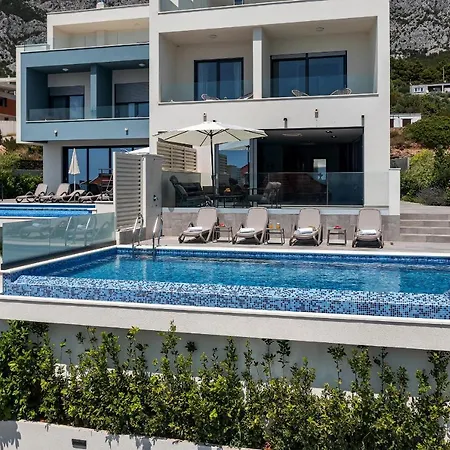 Willa Nina 2, Makarska